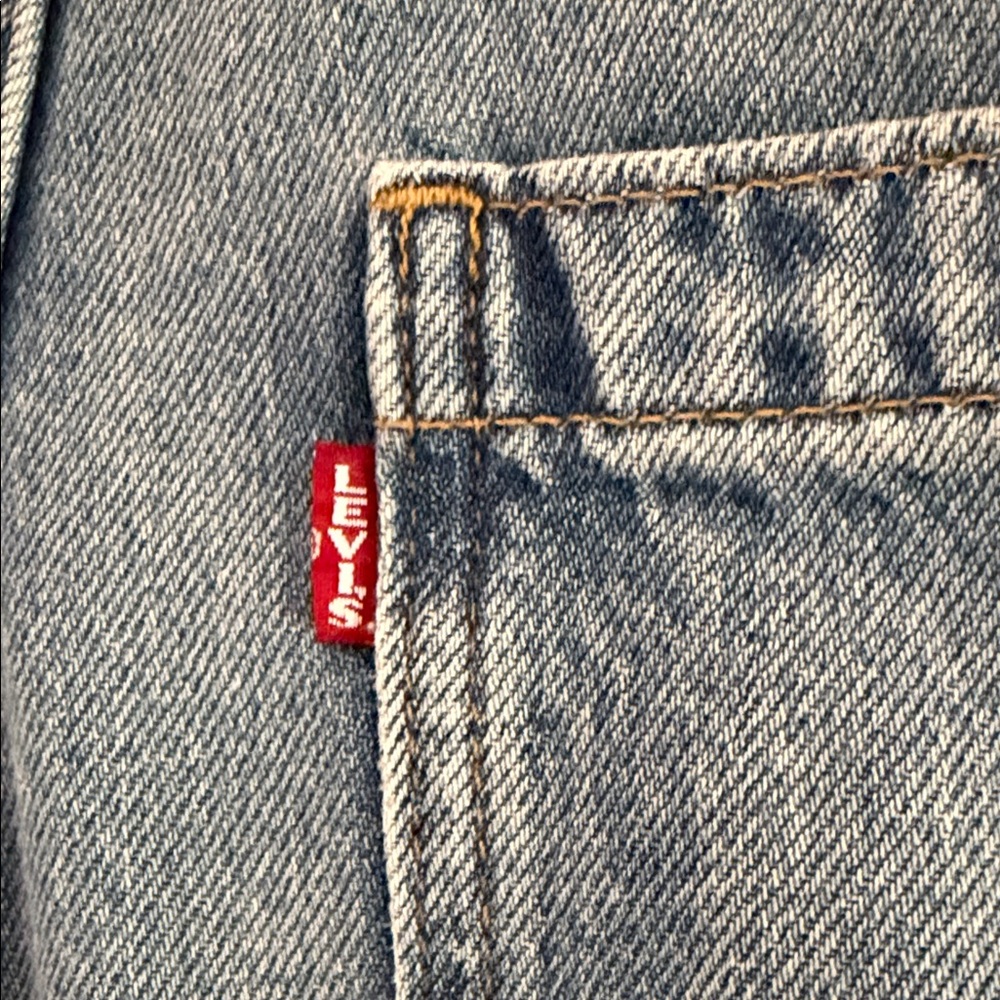 Light Wash Levi's® Premium Utility Shortalls - Picture 5 of 5